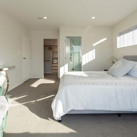 Modern Immaculate Residence In Mount Wellington Auckland Exteriér fotografie